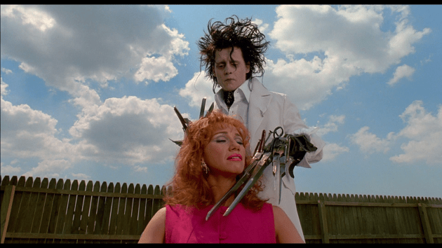 caroline-thompson-scissorhands